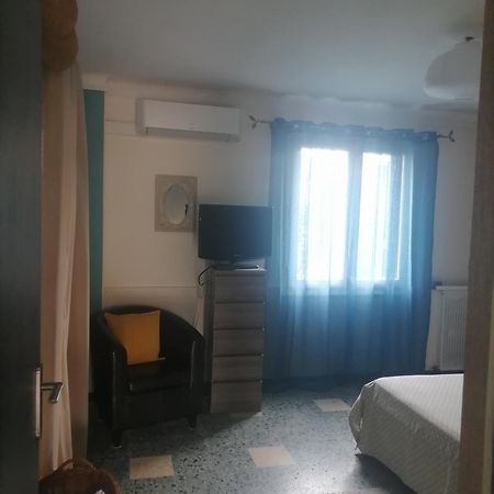 פראד Maison Du Soleil מראה חיצוני תמונה